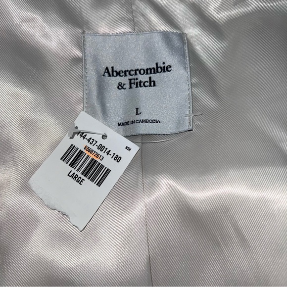 Abercrombie & Fitch Short Wool Blend Jacket w/Detachable Scarf Collar- size L - Picture 16 of 16